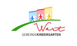 Das Logo zeigt drei stilisierte Figuren in bunten Rechtecken auf einer grünen Linie, begleitet von dem Text "Wart Gemeindekindergarten".
