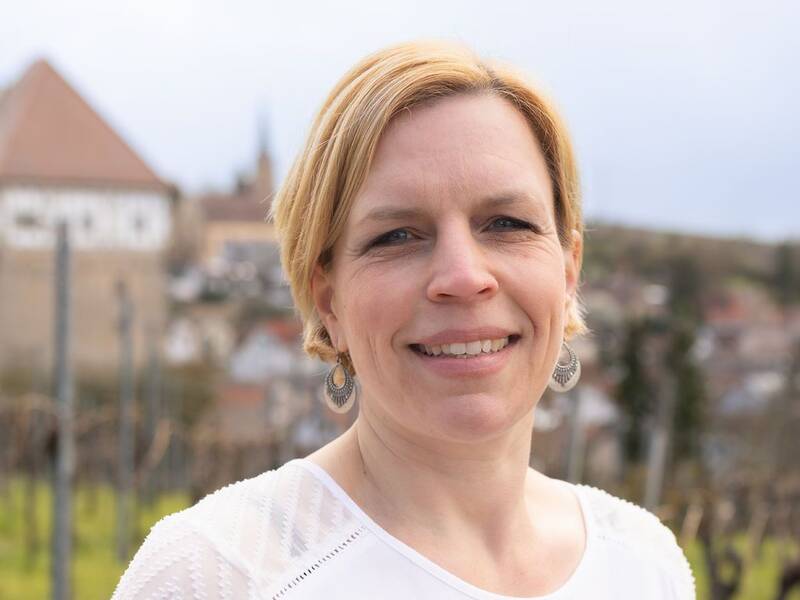 Anja Deschner Service Center